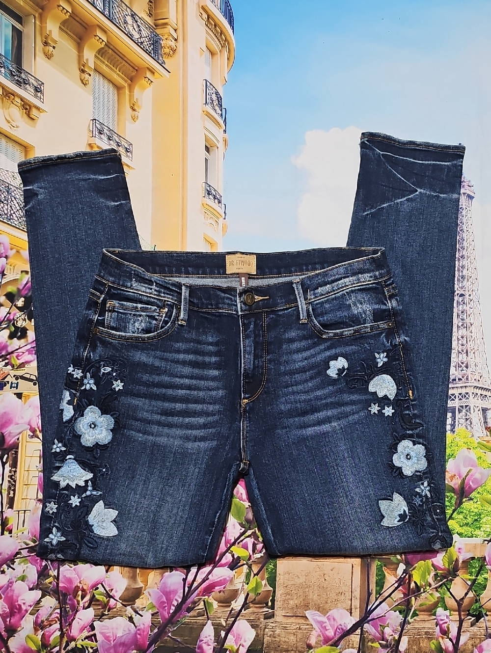 Driftwood Floral Marilyn Jeans Size 30 - Picture 2 of 6